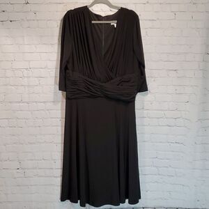Vintage black women's plus size Clues Collections midi dress